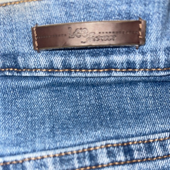 LEE ORIGINAL RELAXED FIT JEANS. - Picture 6 of 7
